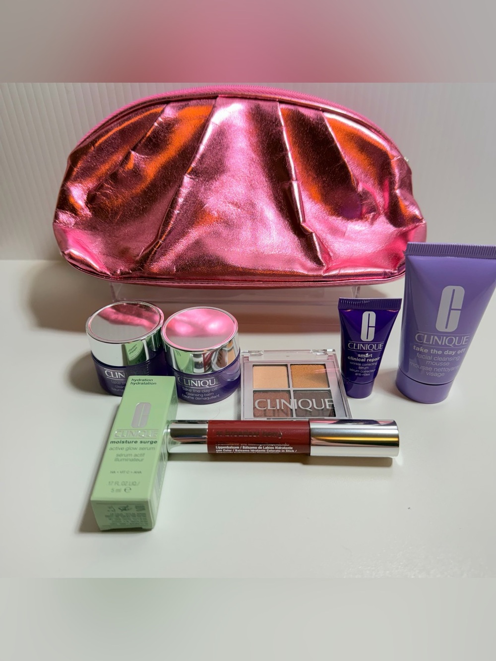 Clinique 8 piece set NEW